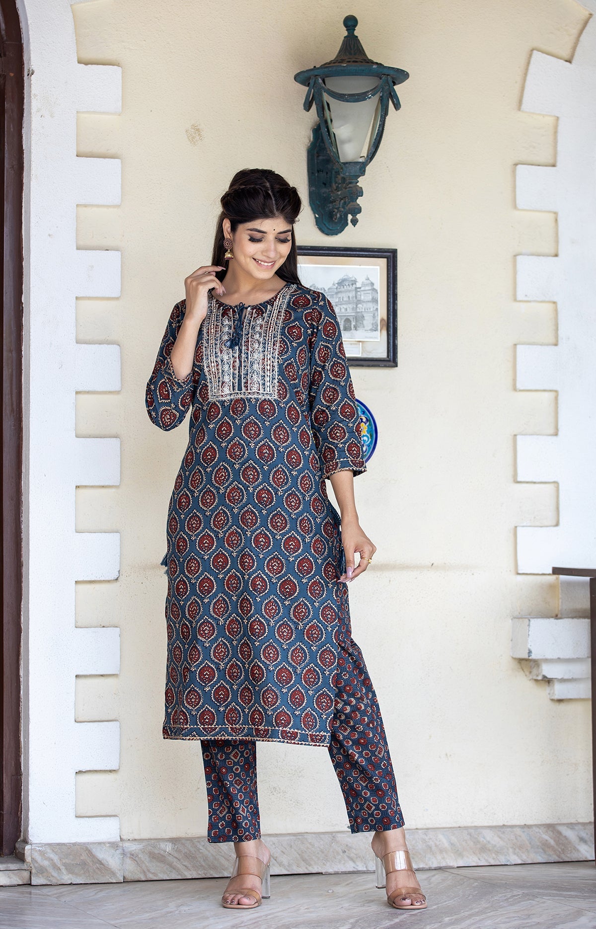 Kaajh Women's Blue Ajrak Print Cotton Kurta Pant Set | Grocsy