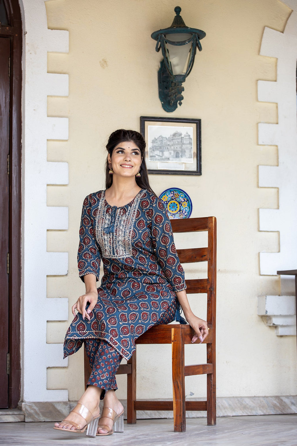 Kaajh Women's Blue Ajrak Print Cotton Kurta Pant Set | Grocsy