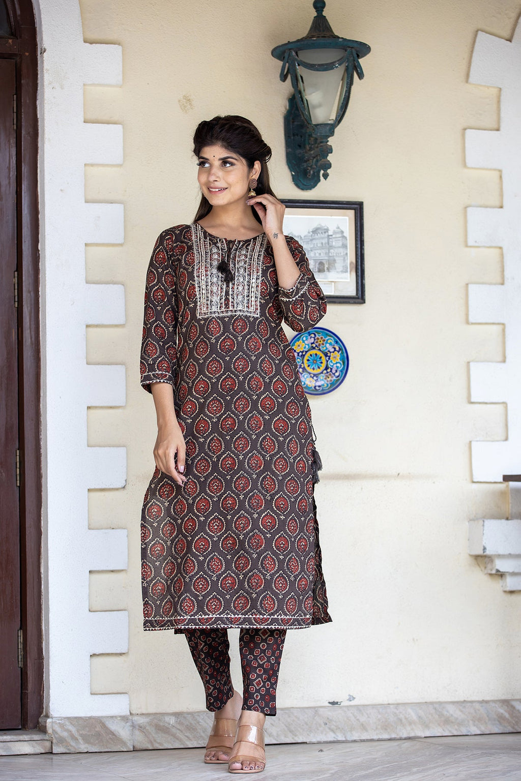 Kaajh Women's Brown Ajrak Print Cotton Kurta Pant Set | Grocsy