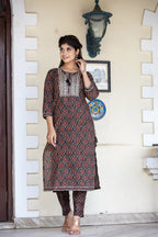 Kaajh Women's Brown Ajrak Print Cotton Kurta Pant Set | Grocsy