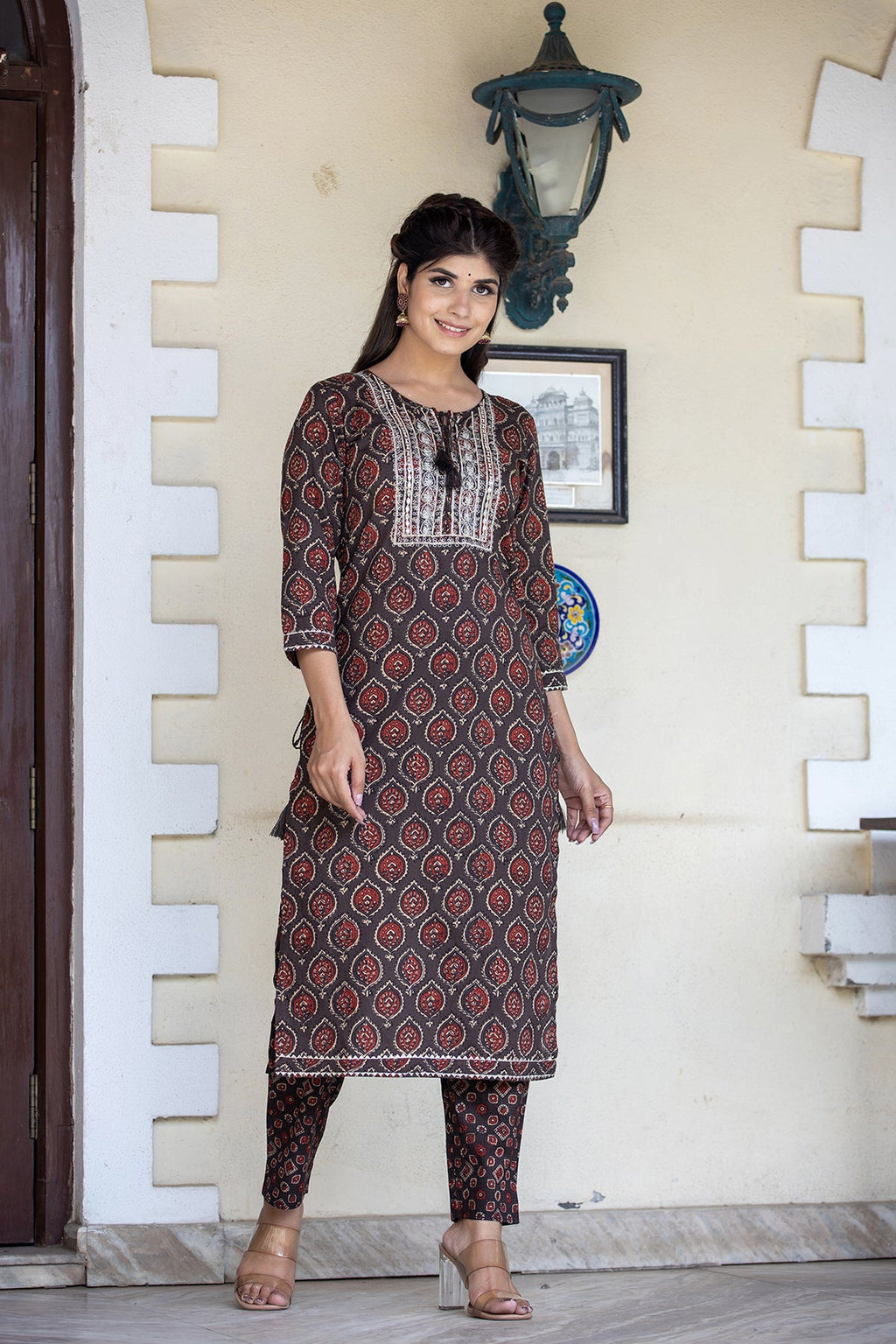 Kaajh Women's Brown Ajrak Print Cotton Kurta Pant Set | Grocsy