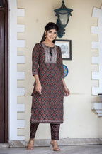 Kaajh Women's Brown Ajrak Print Cotton Kurta Pant Set | Grocsy