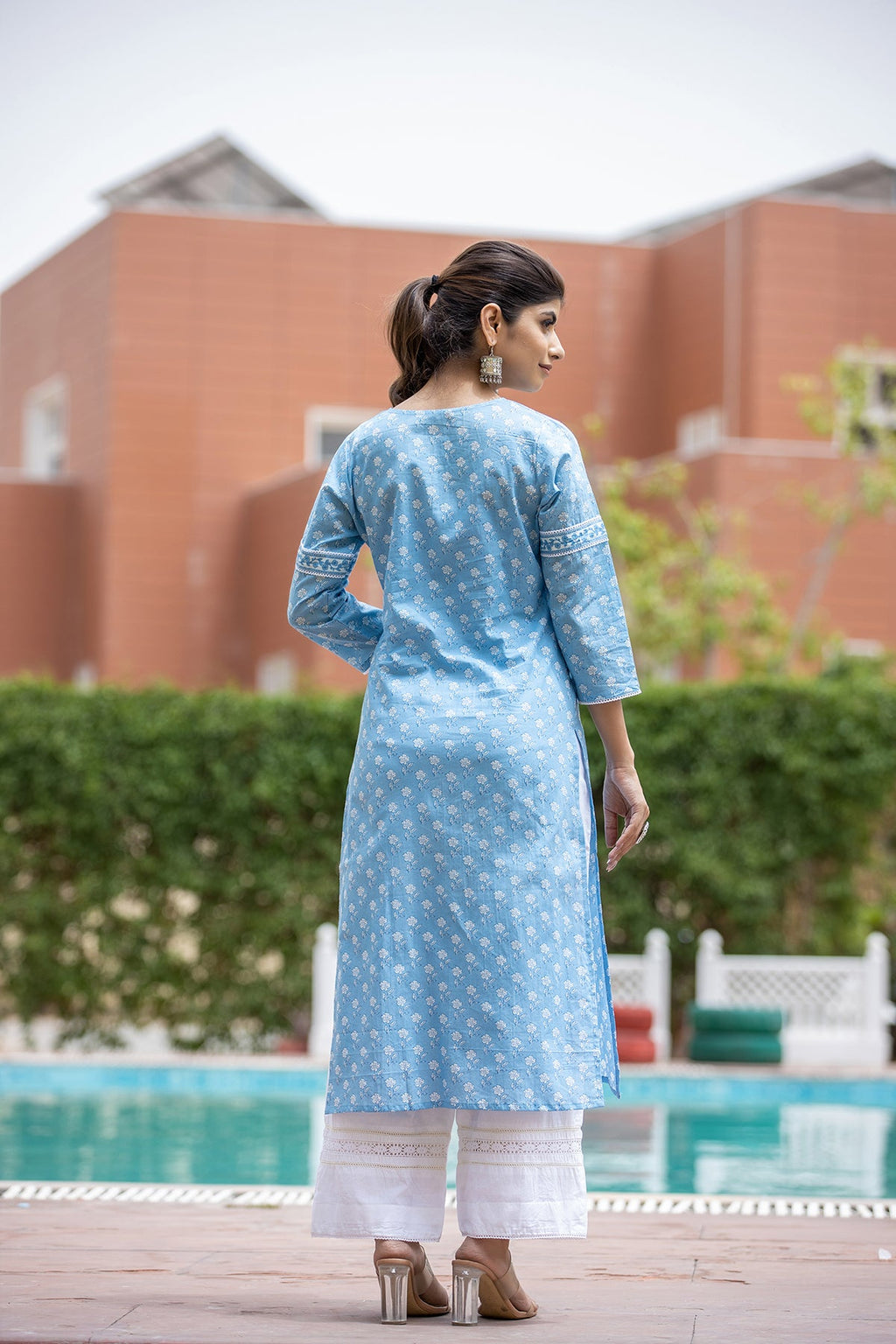 Kaajh Women's Sky Blue Floral Print Cotton Casual Kurta | Grocsy