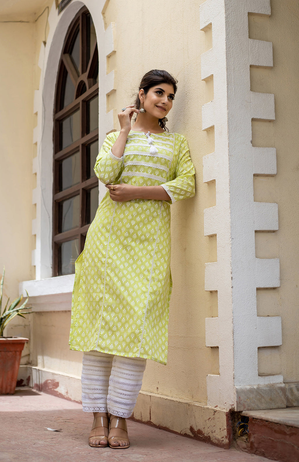 Kaajh Women's Green Pastel Printed Cotton Casual Kurta | Grocsy