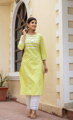 Kaajh Women's Green Pastel Printed Cotton Casual Kurta | Grocsy