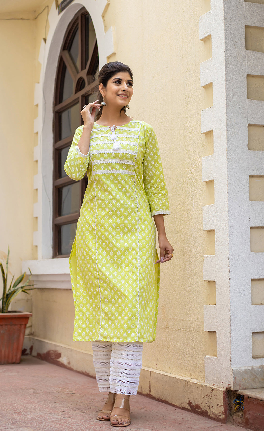 Kaajh Women's Green Pastel Printed Cotton Casual Kurta | Grocsy