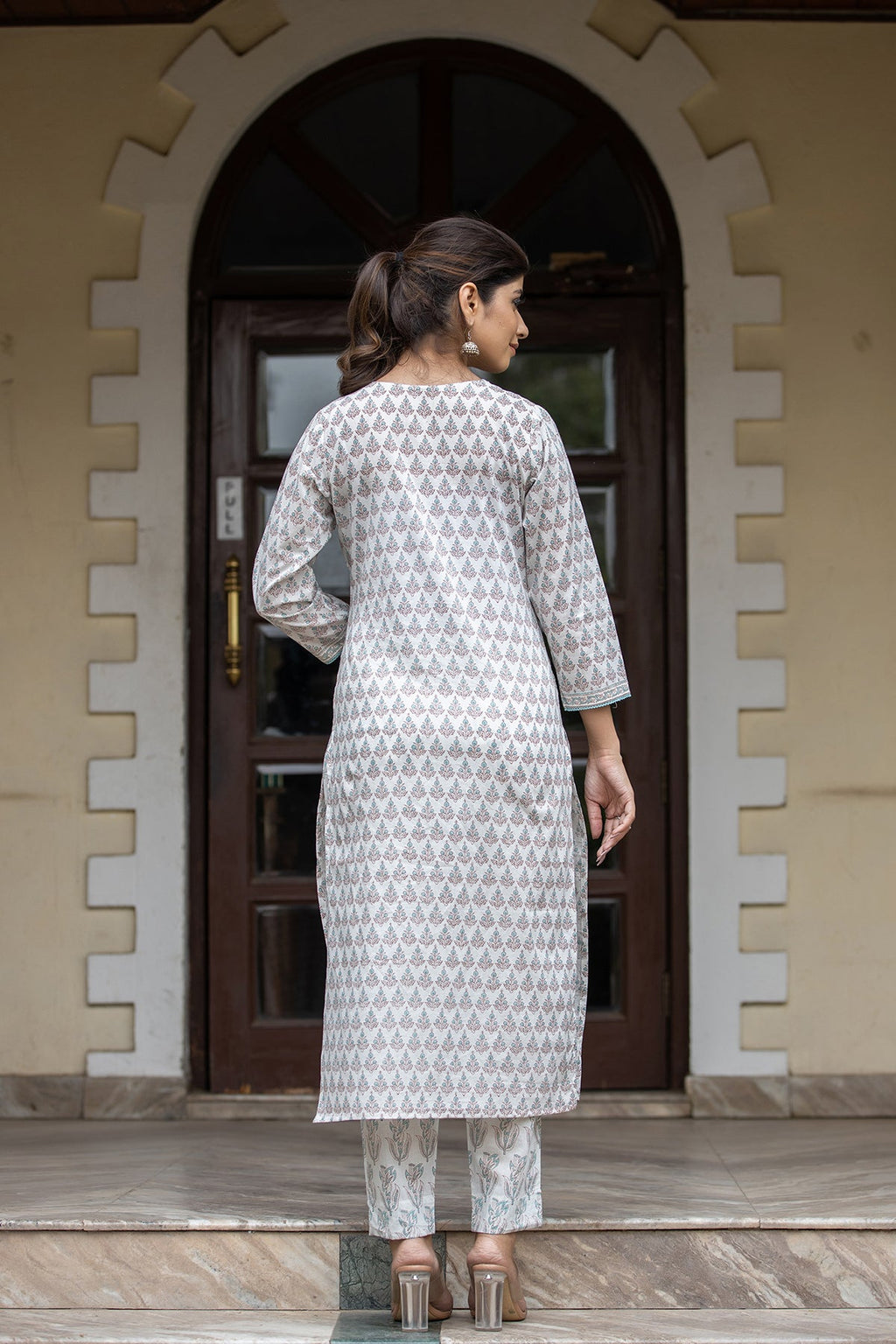 Kaajh Women's White Sea Green Printed Cotton Casual Kurta Pant Set | Grocsy