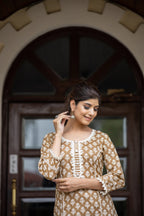Kaajh Women's Coffee Brown Floral Printed Cotton Kurta Pant Dupatta Set | Grocsy