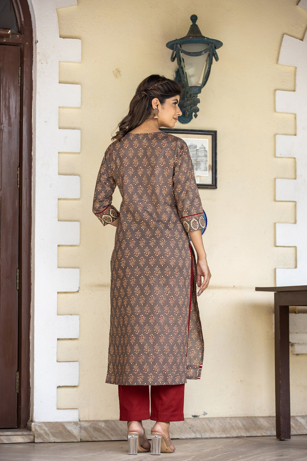 Kaajh Women's Brown Bagru Print Kurta Pant Set | Grocsy