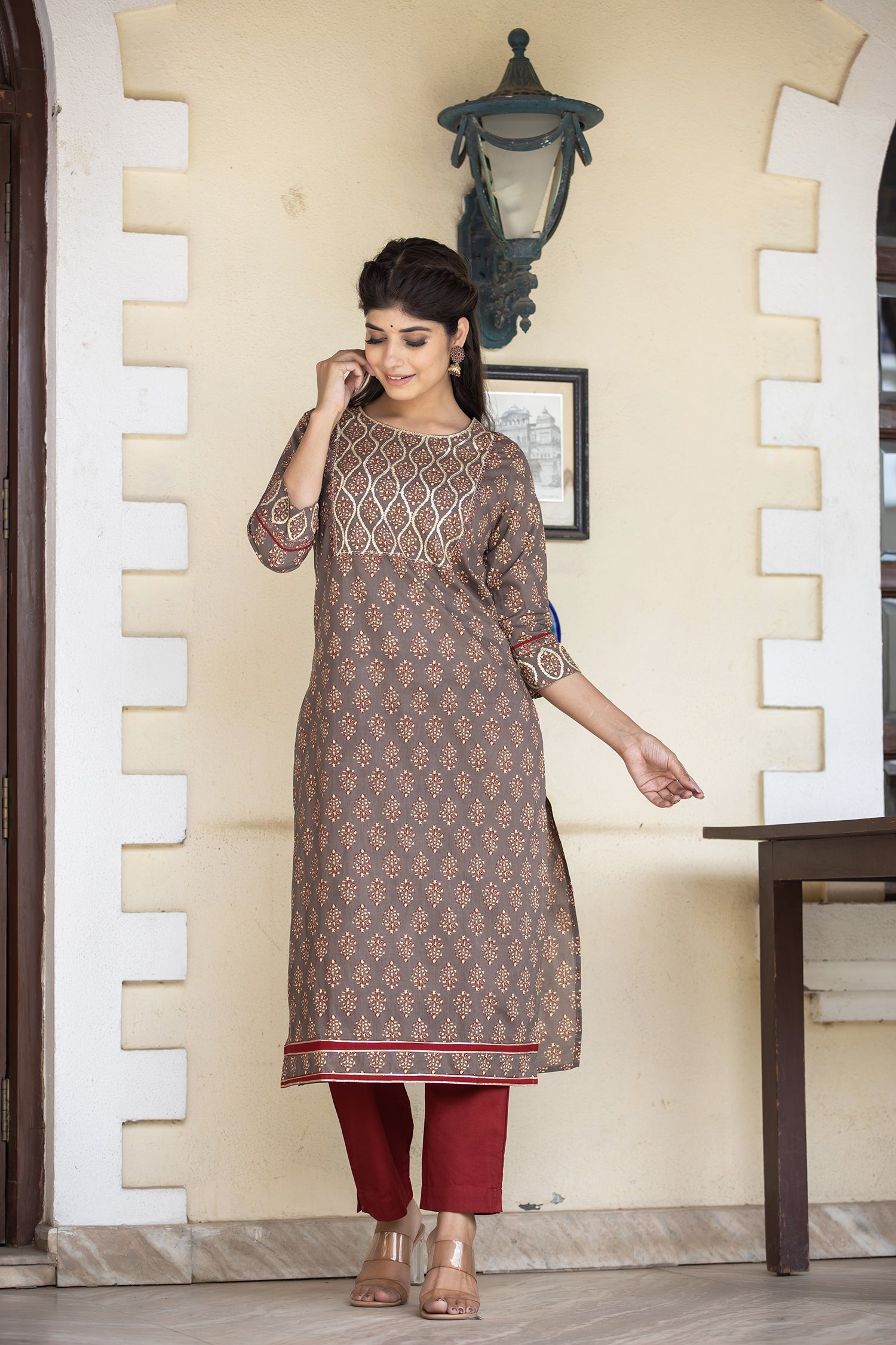 Kaajh Women's Brown Bagru Print Kurta Pant Set | Grocsy