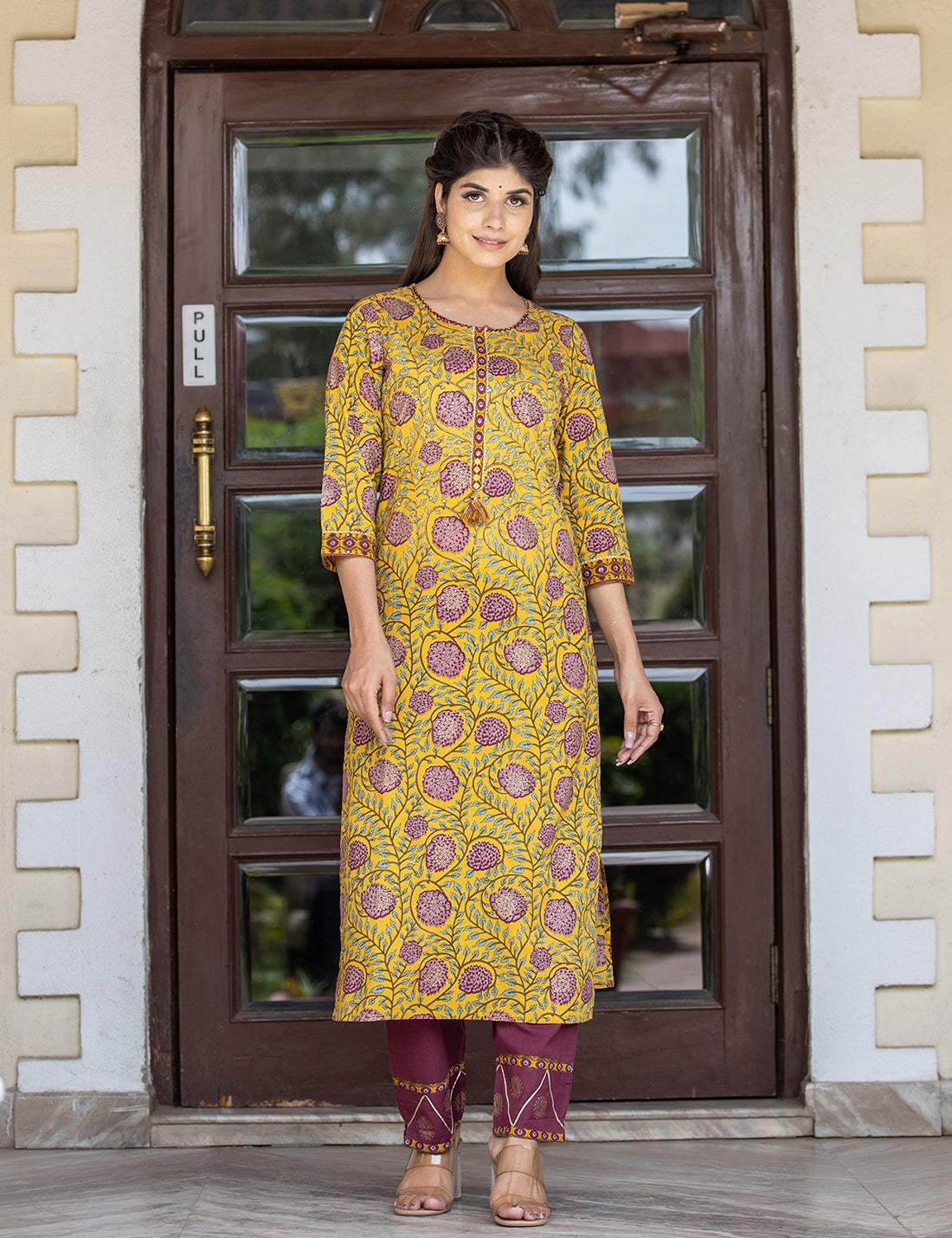 Kaajh Women's Yellow Purple Cotton Kurta Pant Set | Grocsy