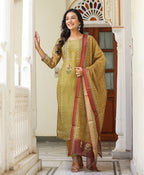 Kaajh Women's Mehndi Green Chanderi Kurta Set With Dupatta And Pant | Grocsy