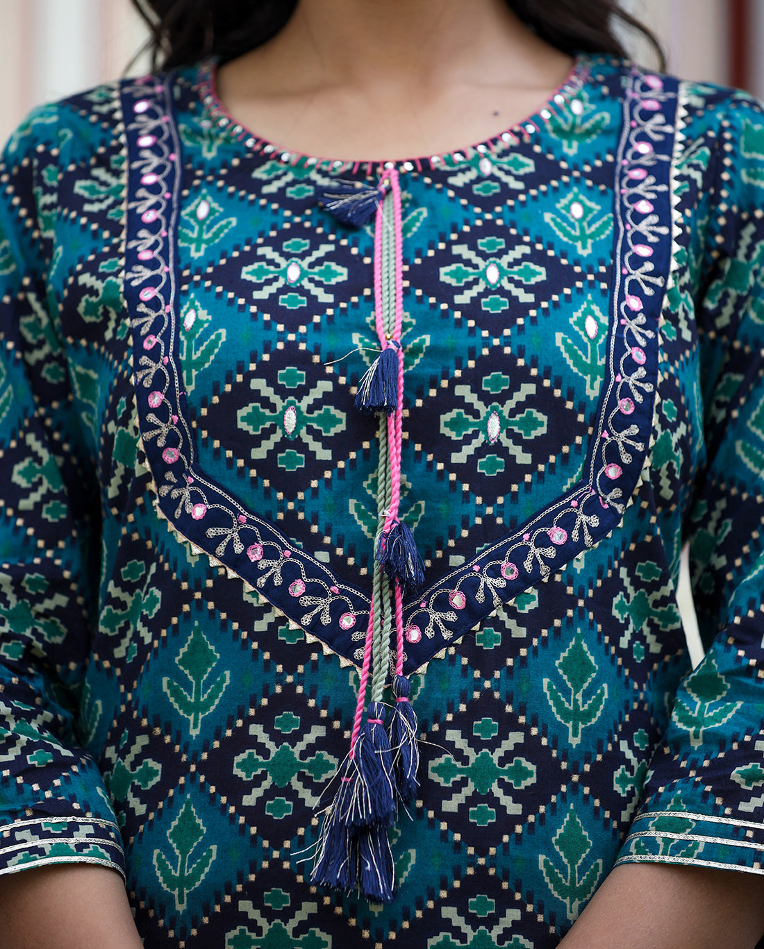 Kaajh Women's Green Ethnic Print Cotton Kurta Set With Pant And Dupatta | Grocsy