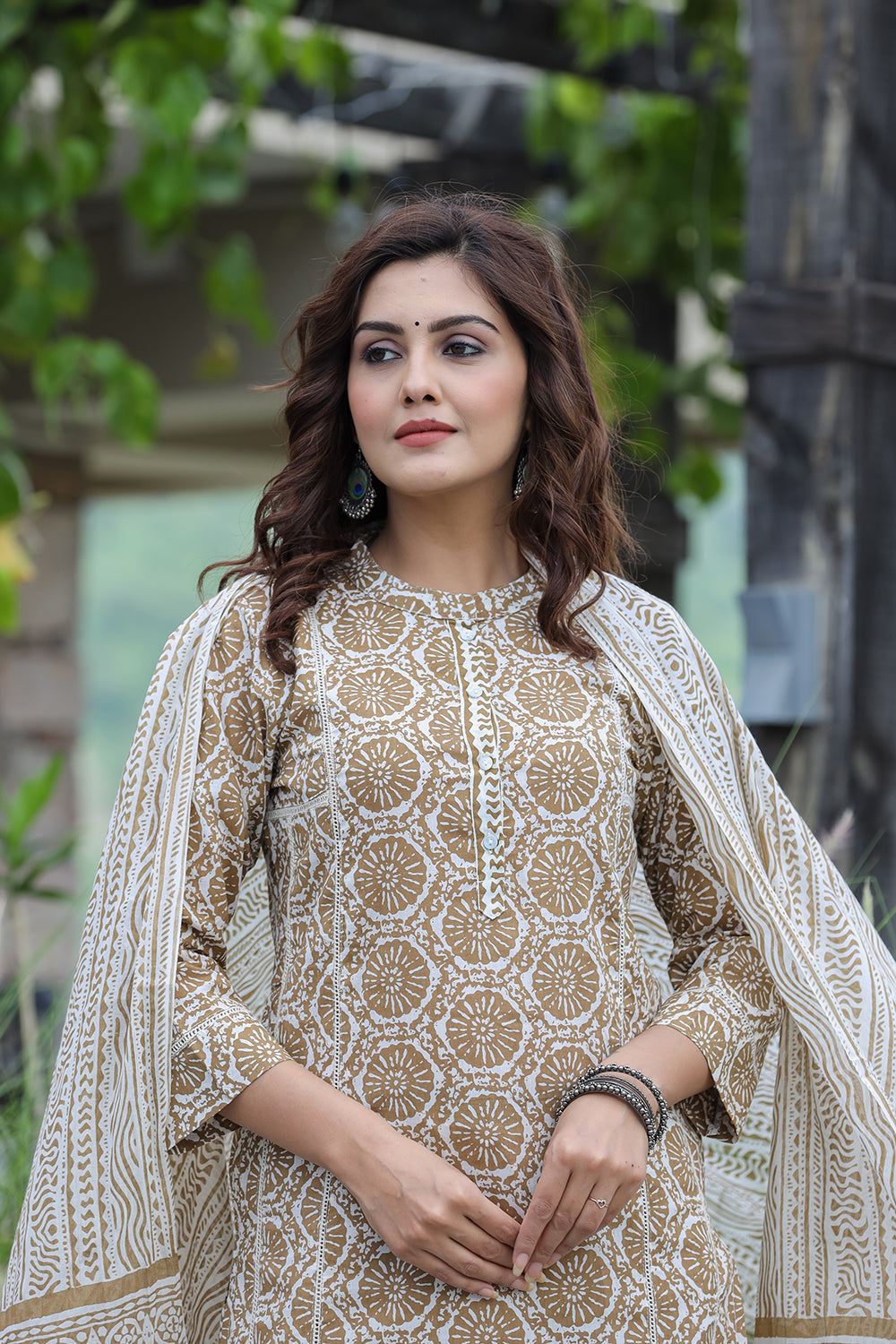 Kaajh Women's Brown Floral Cotton Suit Set | Grocsy