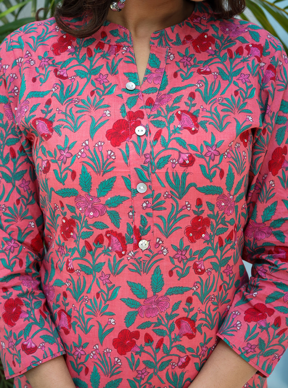 Kaajh Woman's Pink Floral Print Cotton Kurta Pant Set | Grocsy