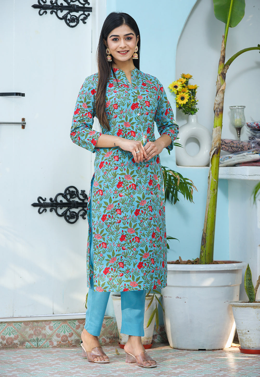Kaajh Woman's Green Floral Print Cotton Kurta Pant Set | Grocsy