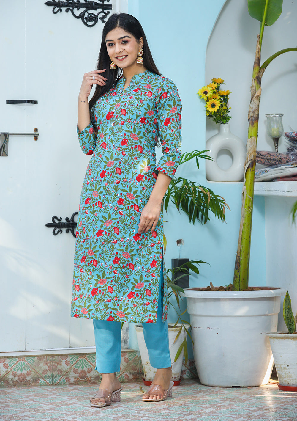 Kaajh Woman's Green Floral Print Cotton Kurta Pant Set | Grocsy