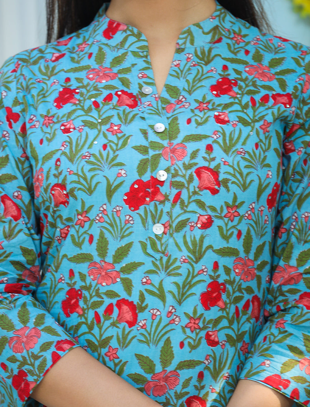 Kaajh Woman's Green Floral Print Cotton Kurta Pant Set | Grocsy