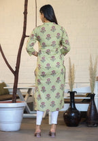 Kaajh Woman's Green Floral Print Cotton Casual Kurta | Grocsy