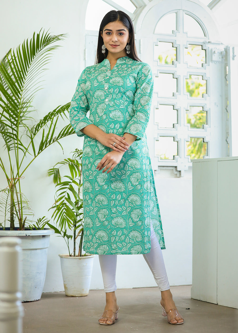 Kaajh Woman's Pastel Green Floral Print Cotton Casual Kurta | Grocsy