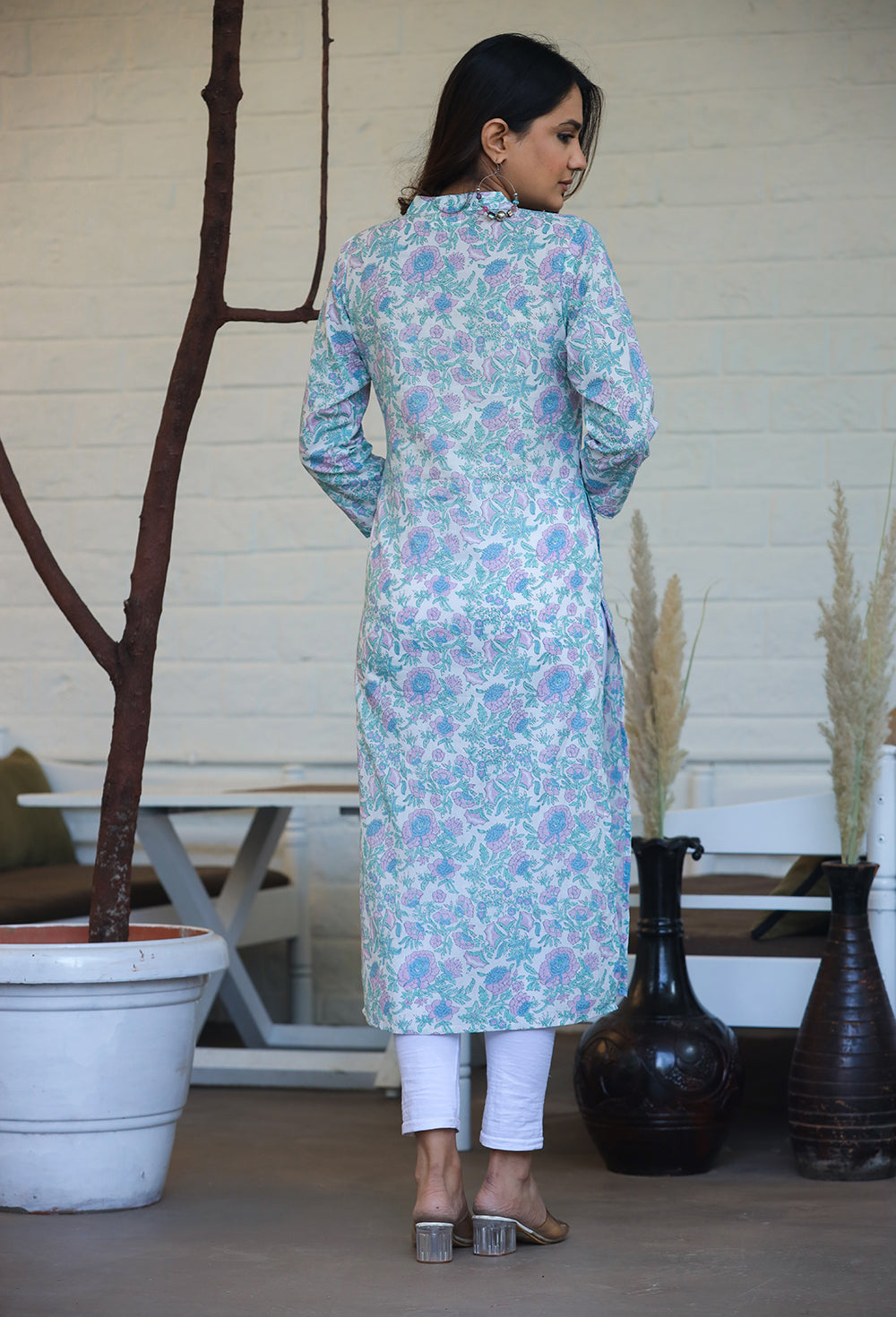 Kaajh Woman's Sky Blue Floral Print Cotton Casual Kurta | Grocsy