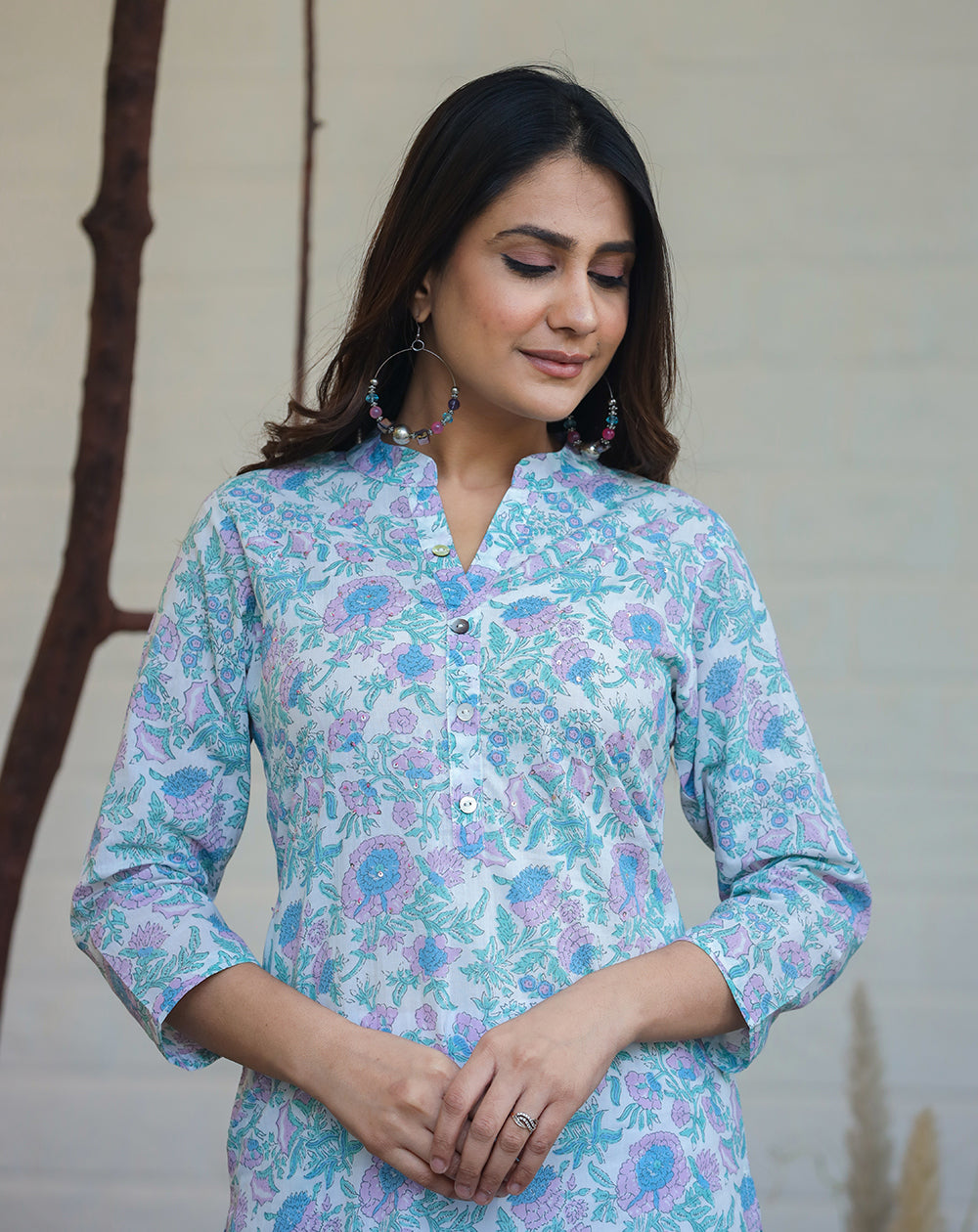 Kaajh Woman's Sky Blue Floral Print Cotton Casual Kurta | Grocsy