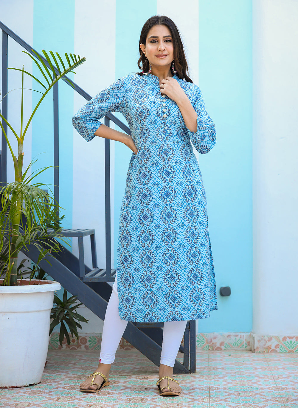 Kaajh Woman's Sky Blue Ethnic Print Casual Kurta | Grocsy