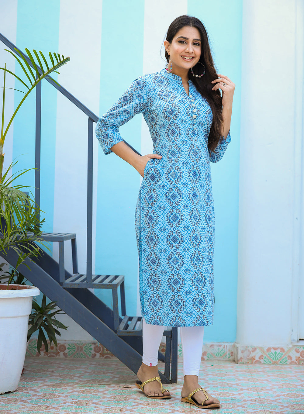 Kaajh Woman's Sky Blue Ethnic Print Casual Kurta | Grocsy