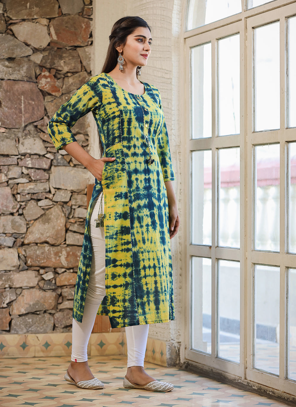 Kaajh Women's Green Shibori Tie Dye Cotton Casual Kurta | Grocsy
