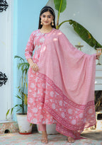 Kaajh Woman's Pink Floral Print Cotton Kurta Pant With Dupatta Set | Grocsy