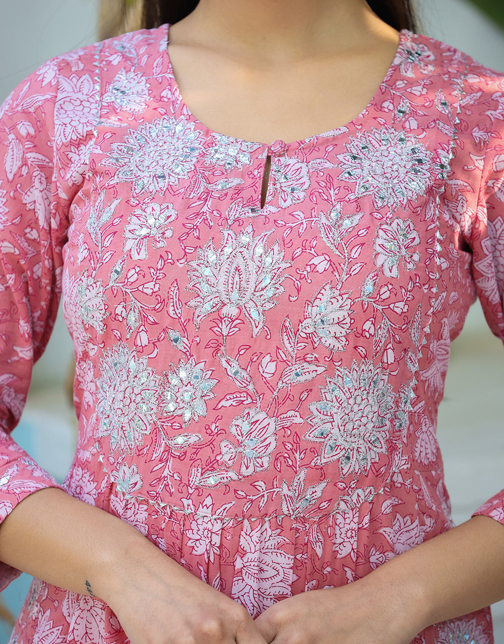 Kaajh Woman's Pink Floral Print Cotton Kurta Pant With Dupatta Set | Grocsy