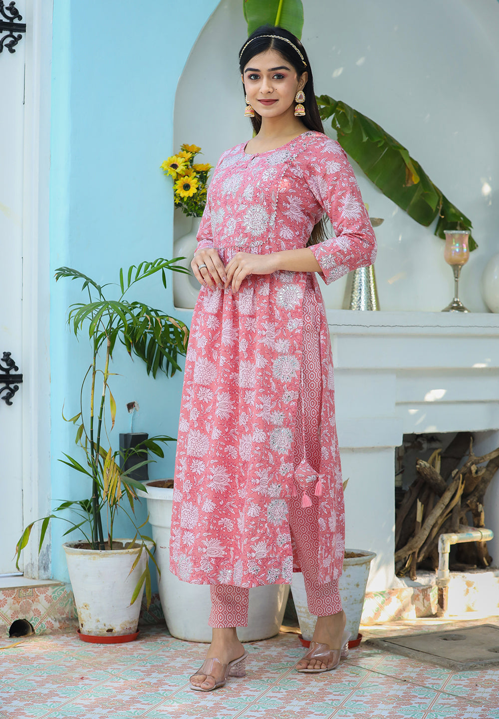 Kaajh Woman's Pink Floral Print Cotton Kurta Pant With Dupatta Set | Grocsy
