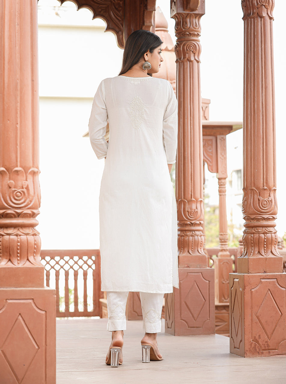 Kaajh Women's Off White Lucknow Chikankari Cotton Kurta Set With Dupatta | Grocsy