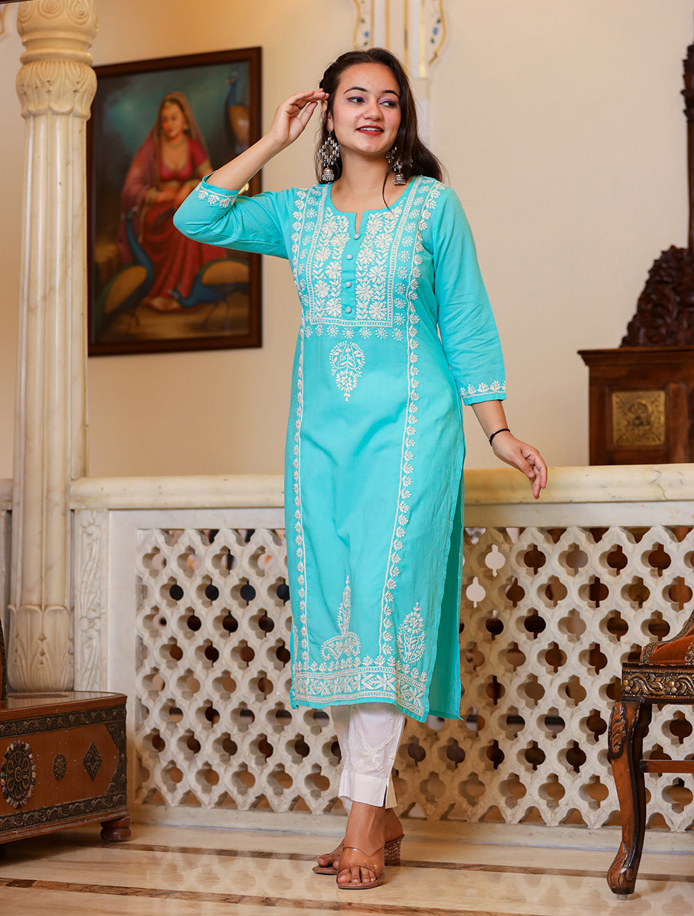Kaajh Women's Turquoise Hand Embroidered Lucknow Chikankari Kurta Set With Dupatta | Grocsy