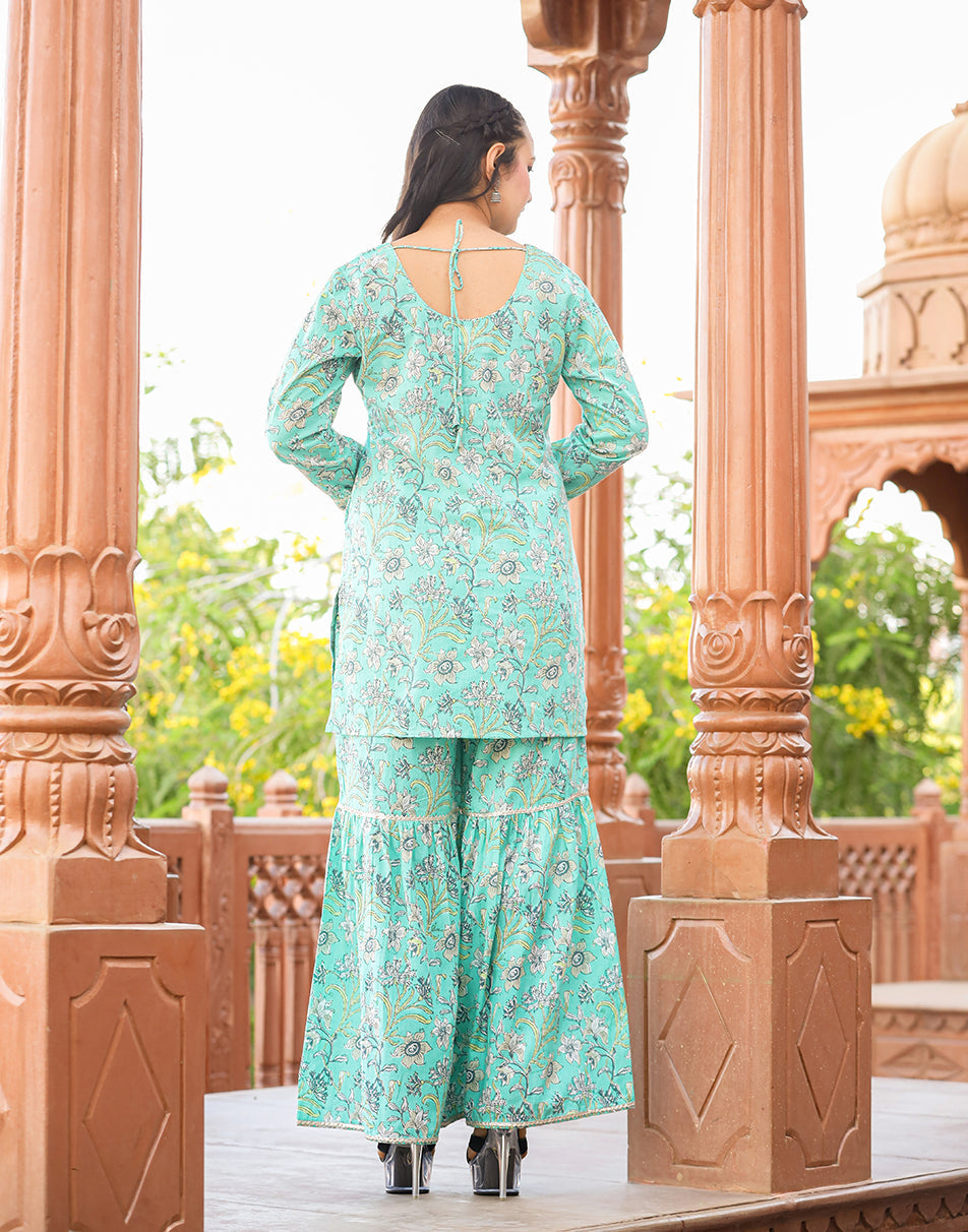 Kaajh Women's Green Floral Printed Kurta With Sharara | Grocsy