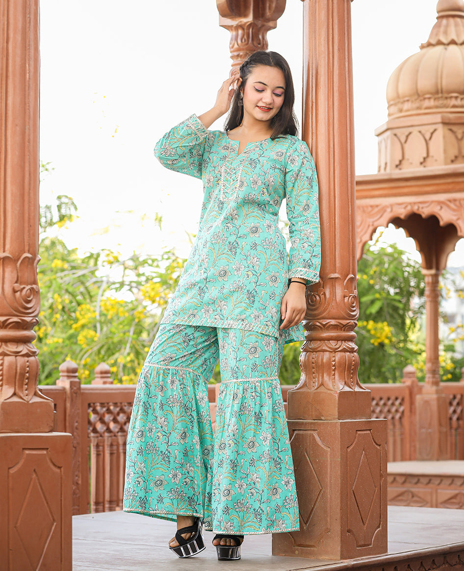 Kaajh Women's Green Floral Printed Kurta With Sharara | Grocsy