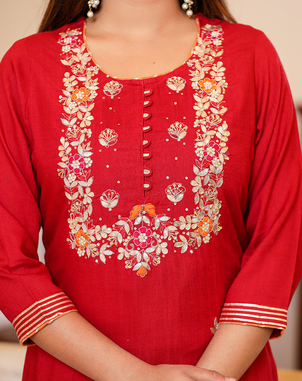 Kaajh Women's Red Rayon Embroidered Kurta Pant Set With Dupatta | Grocsy