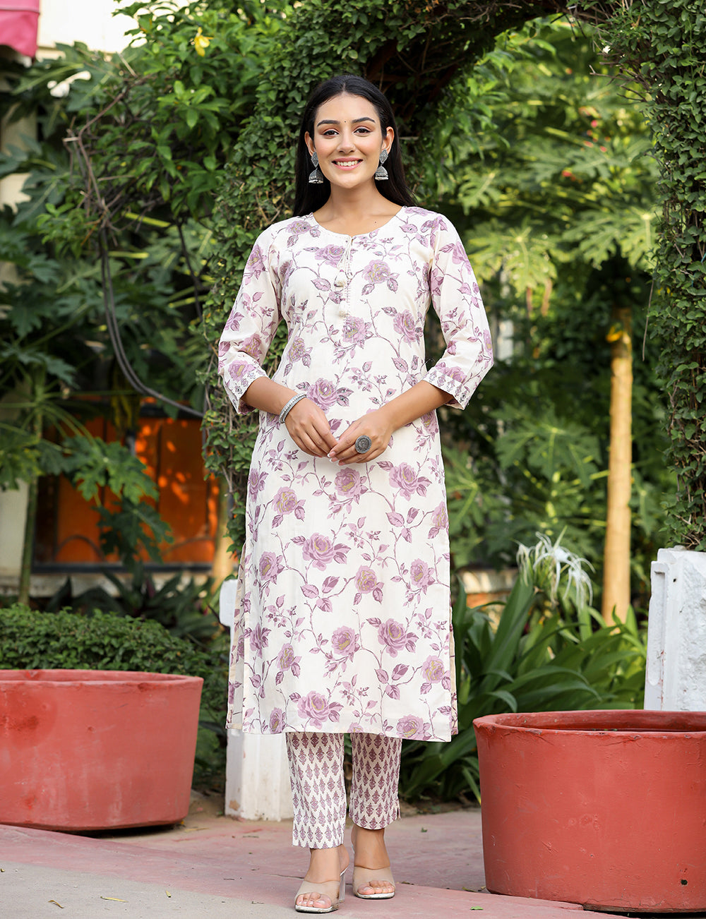 Kaajh Women's Light Purple Floral Print Cotton Kurta Pant Set With Dupatta | Grocsy