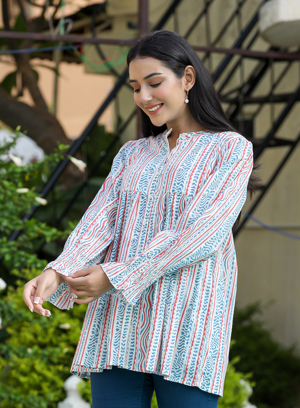 Kaajh Women's White Blue Printed Cotton Top | Grocsy