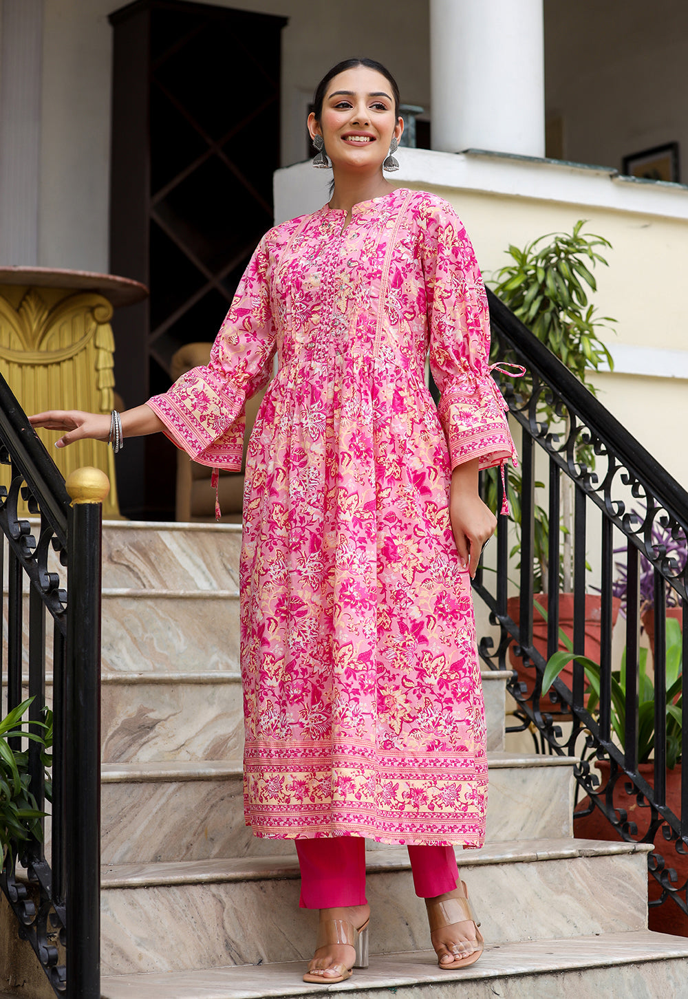 Kaajh Women's Pink Floral Print Cotton Kurta Set | Grocsy
