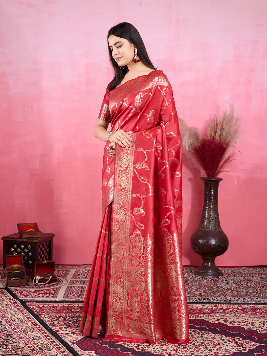 Vedant Vastram Banarasi Silk Fashion Saree - Red | Grocsy