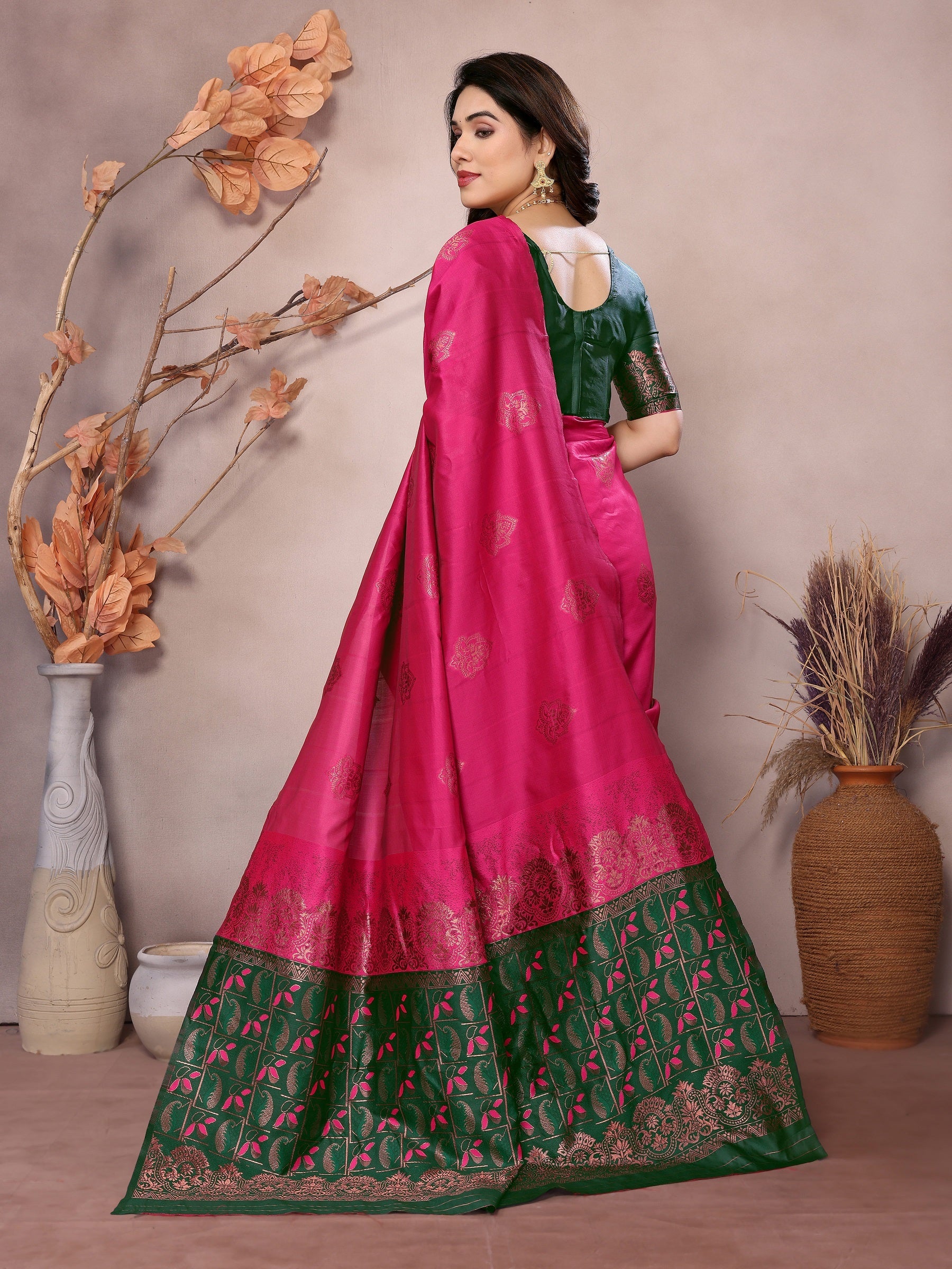 Vedant Vastram Soft Litchi Silk Kanjeevaram Saree - Pink | Grocsy