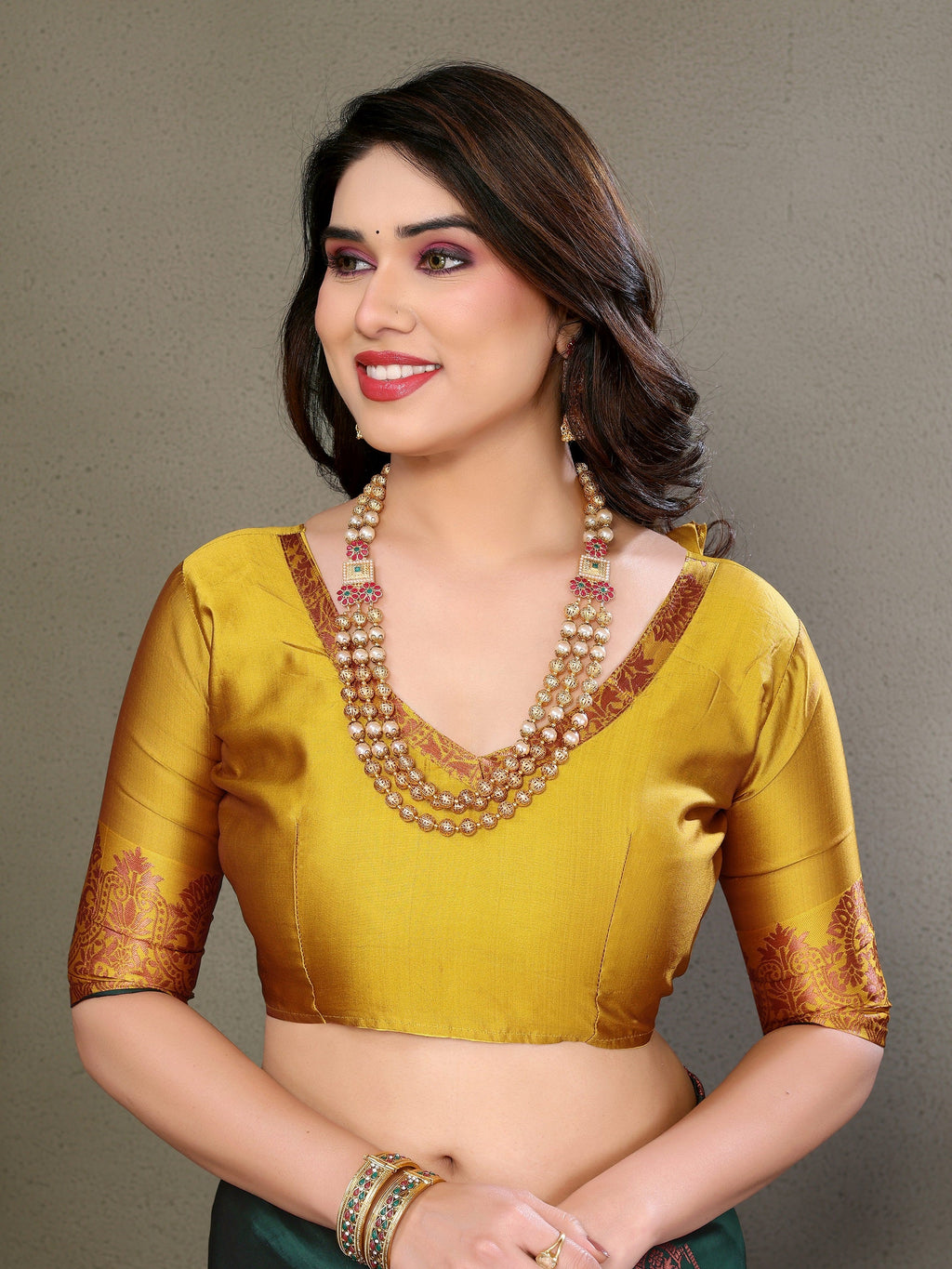 Vedant Vastram Soft Litchi Silk Kanjeevaram Saree - Green | Grocsy
