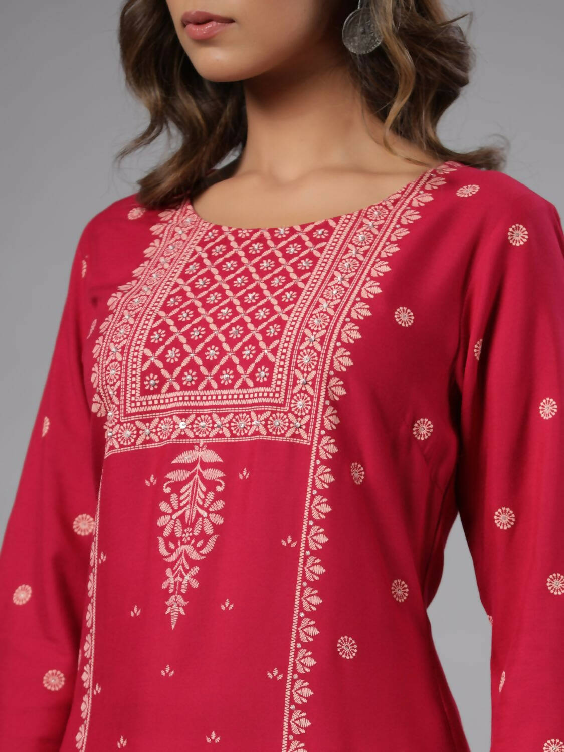 Juniper Women Fuchsia Rayon Printed Knee Length Straight Kurta | Grocsy