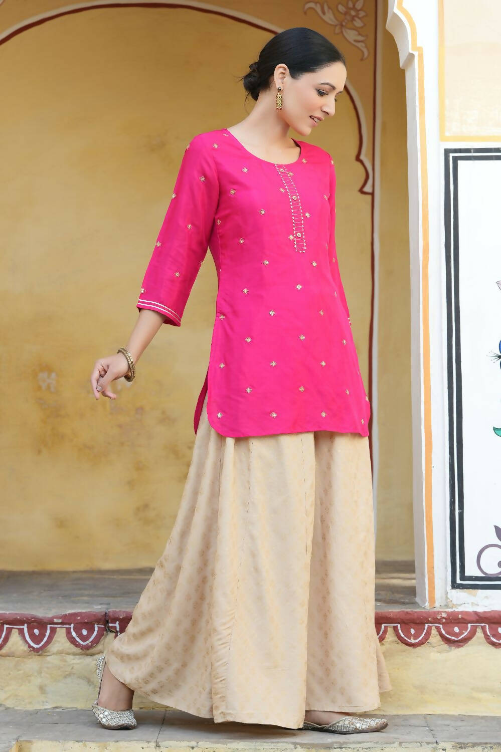 Juniper Women Fuchsia Shantoon Embroidered Straight Tunic | Grocsy