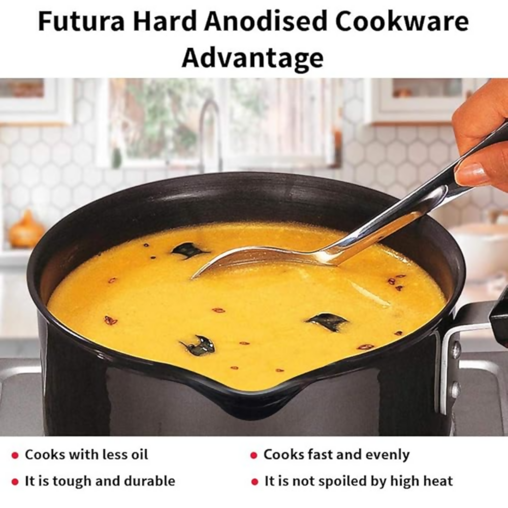 Hawkins Futura Saucepan | Grocsy