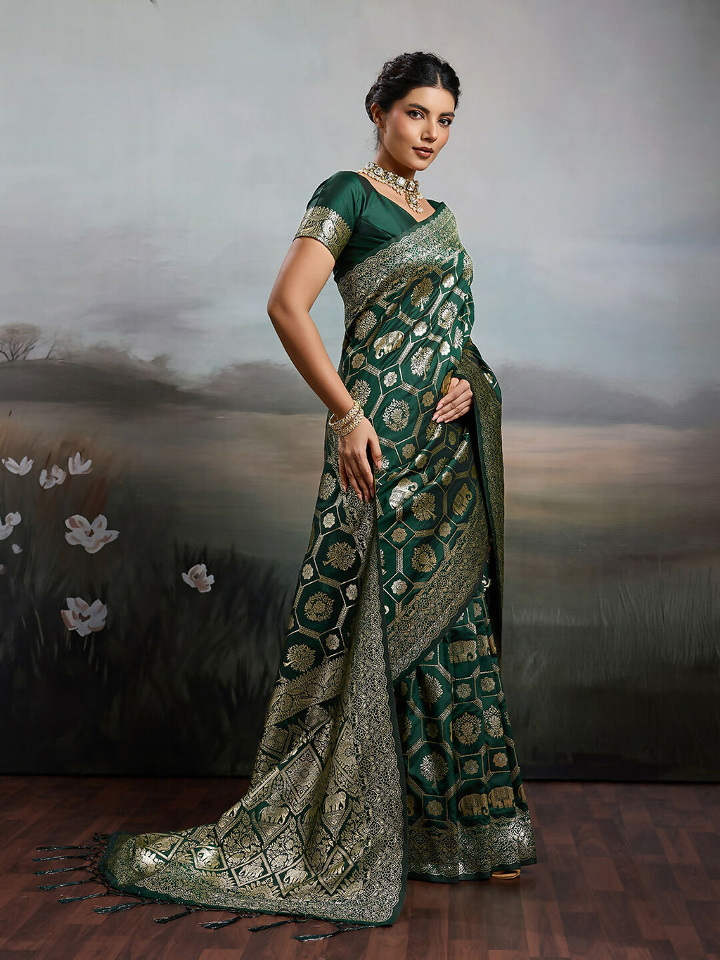 Shree Shyam Fashion Bottle Green Silk Blend Saree | Grocsy