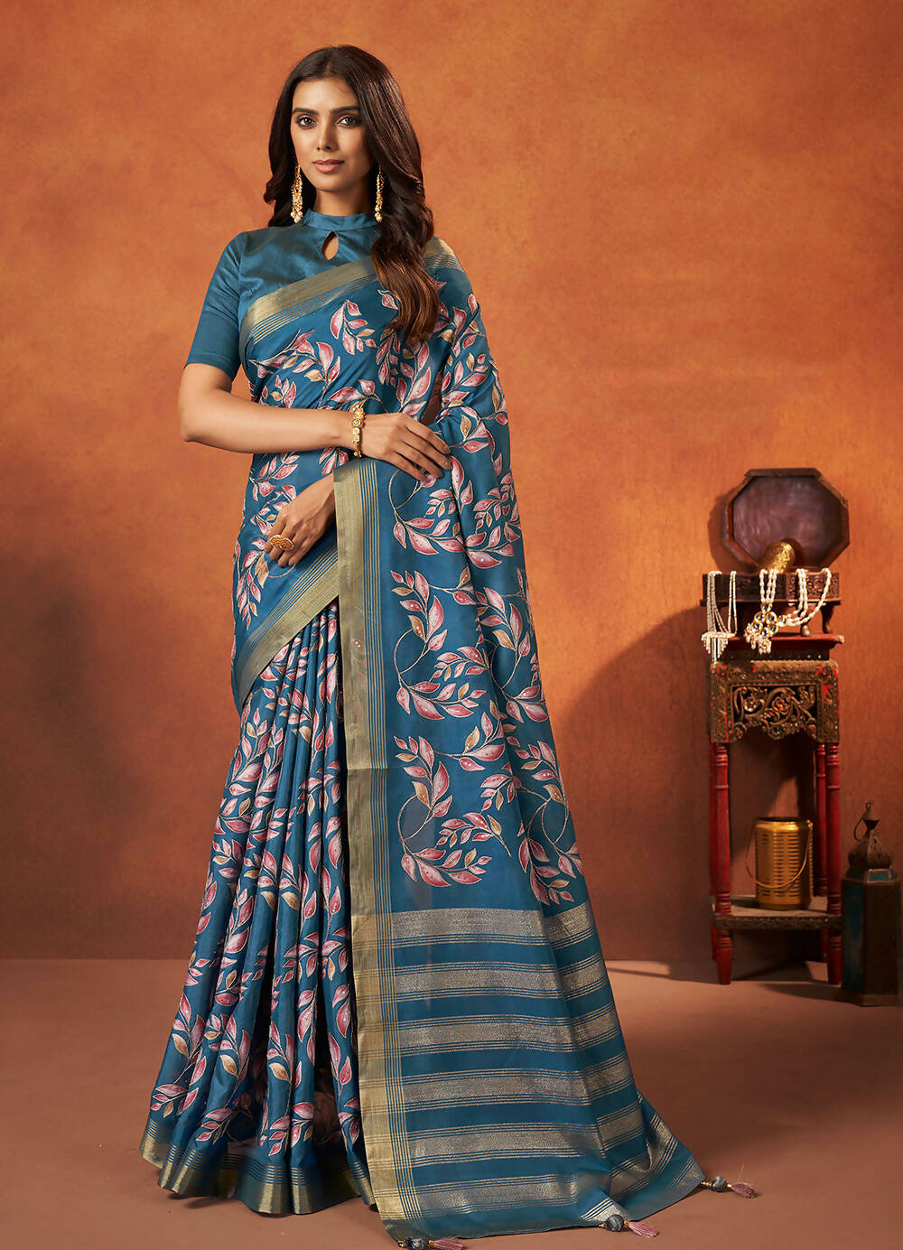 Blue Rangkat and Crepe Silk Floral Saree With Unstitched Blouse Piece - Mohmanthan Royal Saachi | Grocsy