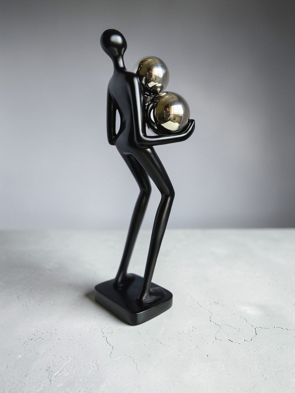 Sun Mun Decors Black Three Ball Figure | Grocsy