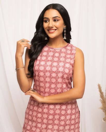 FIORRA Women's Floral Printed Pink Cotton Straight Kurta | Grocsy